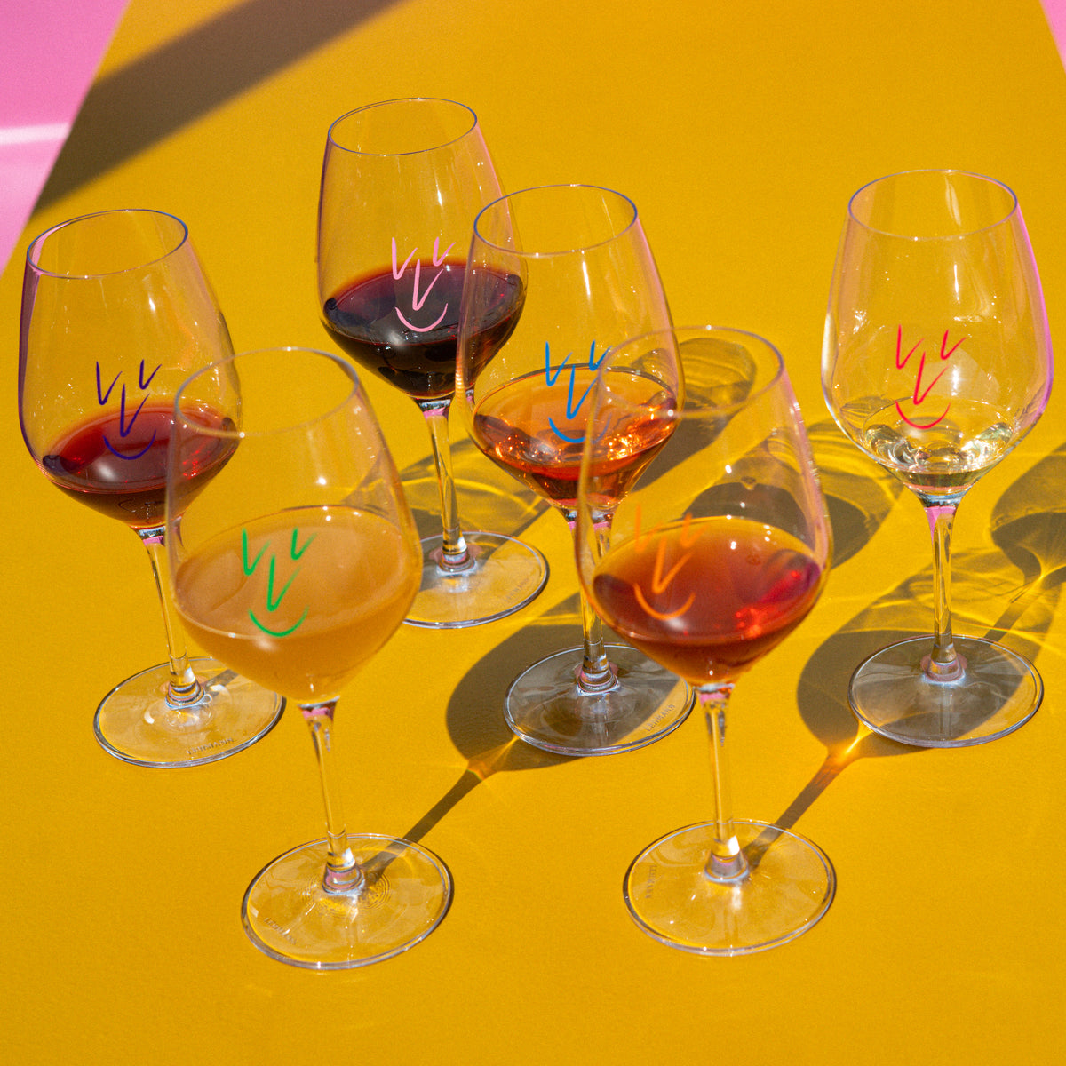 Verres à vin de couleur mixte - ramassage uniquement